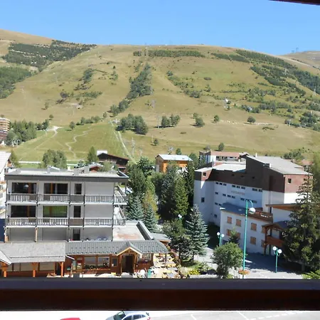 Daire Ensoleille Avec Balcon Aux Deux Alpes - Fr-1-516-87 *