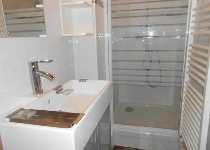 Ensoleille Avec Balcon Aux Deux Alpes - Fr-1-516-87 Les Deux Alpes